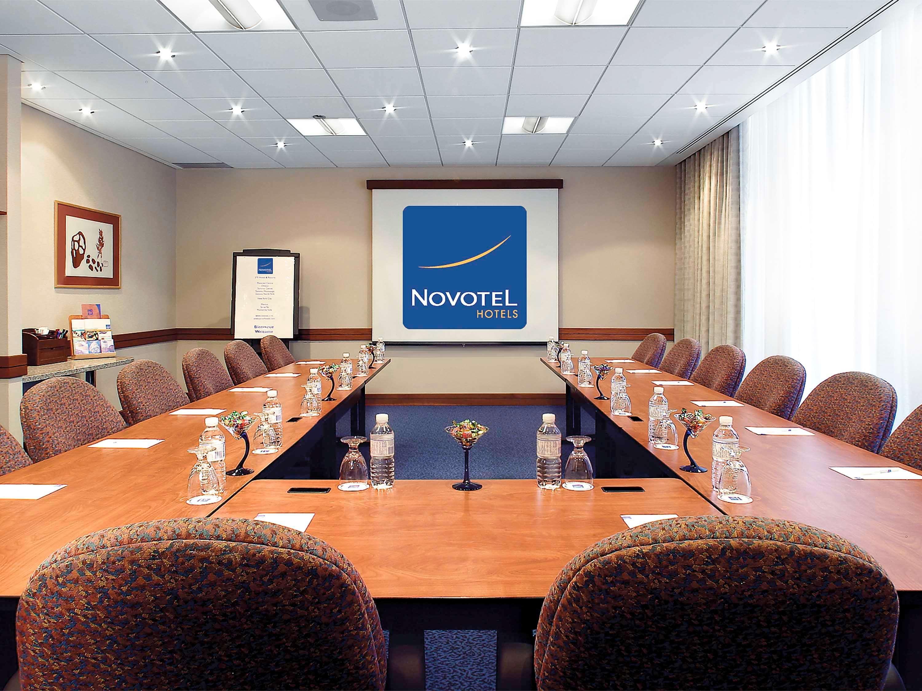 Novotel Toronto North York ภายนอก รูปภาพ