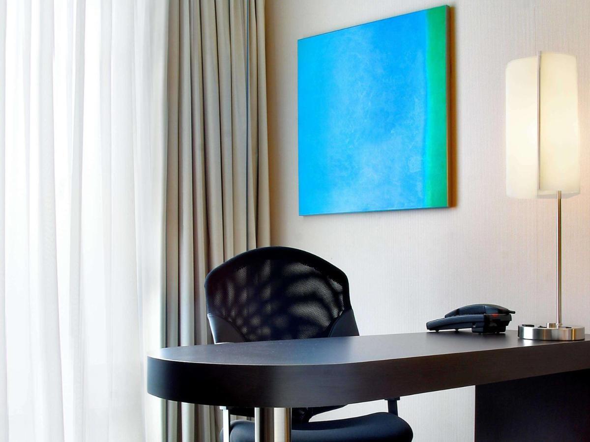 Novotel Toronto North York ภายนอก รูปภาพ