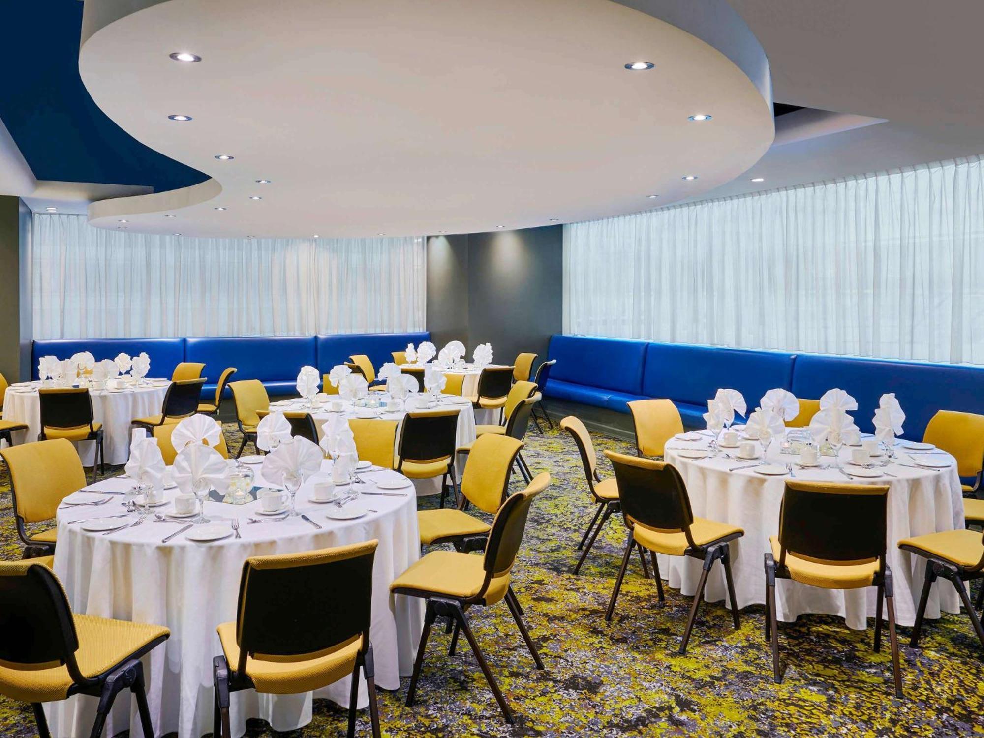 Novotel Toronto North York ภายนอก รูปภาพ