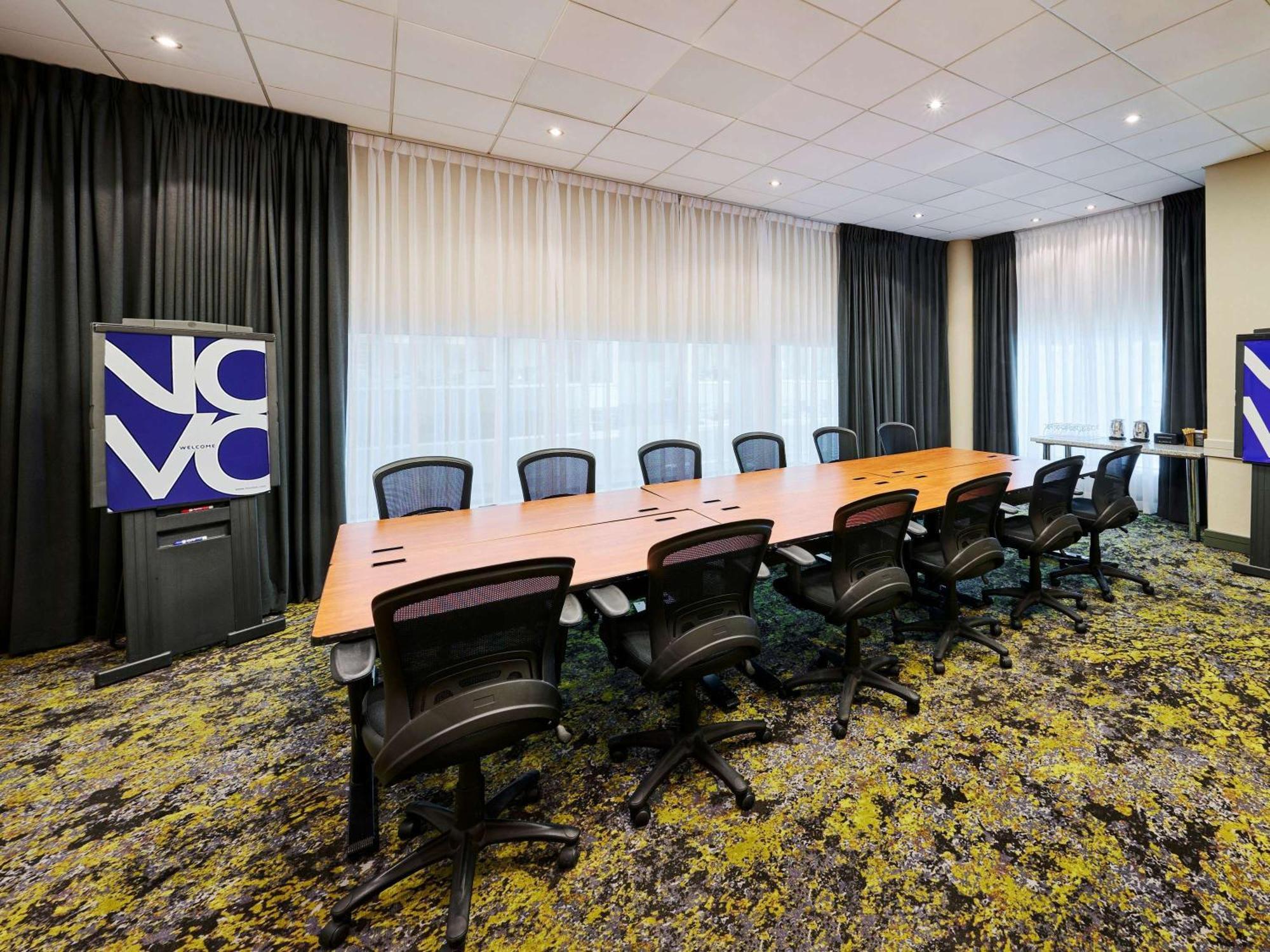 Novotel Toronto North York ภายนอก รูปภาพ