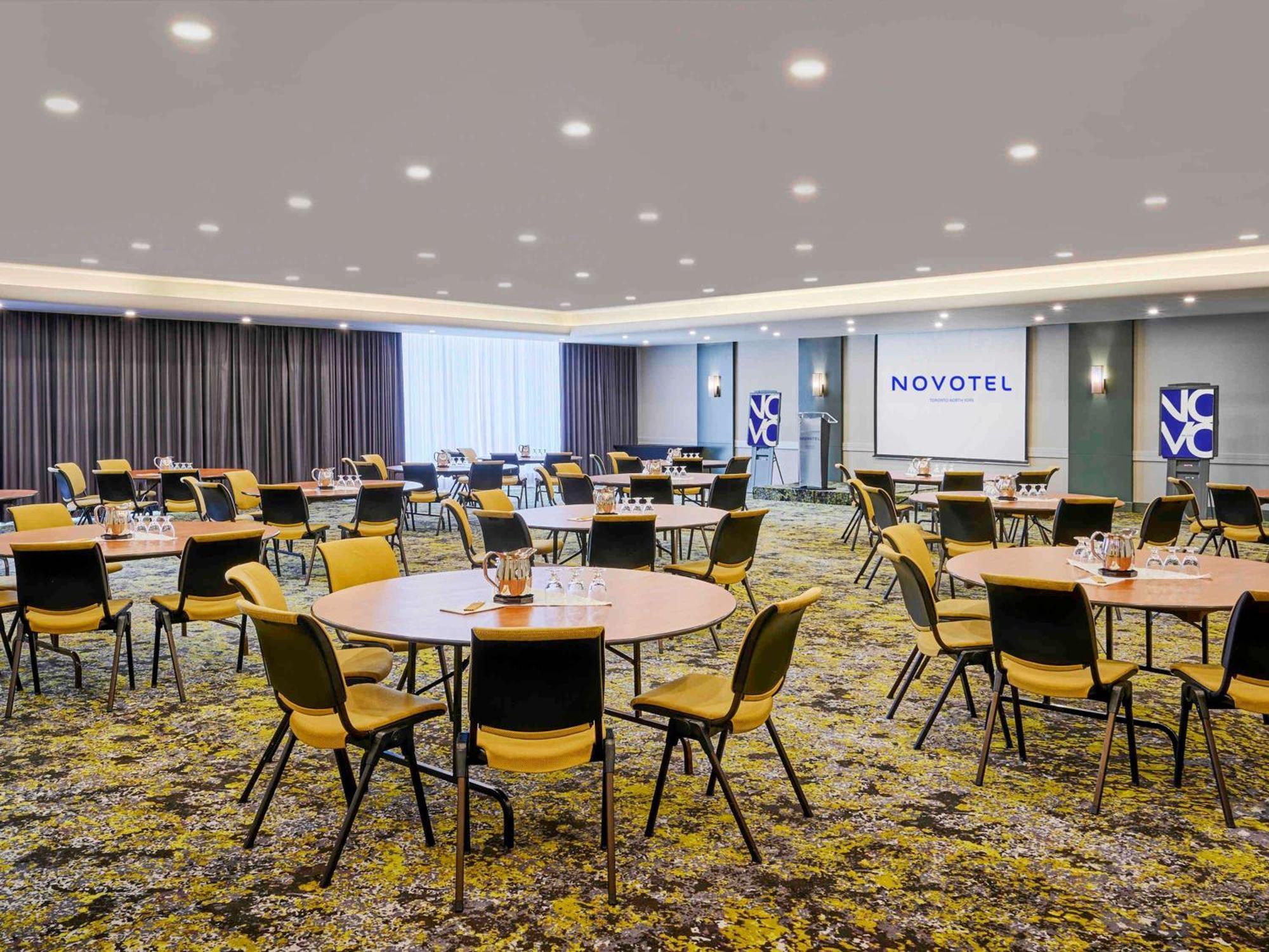 Novotel Toronto North York ภายนอก รูปภาพ