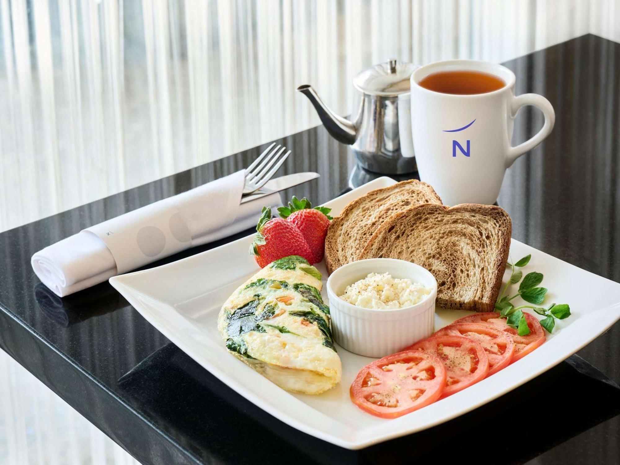 Novotel Toronto North York ภายนอก รูปภาพ